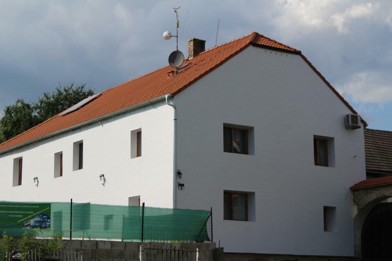 Apartman Suchdol Appartamento Bujanov Esterno foto