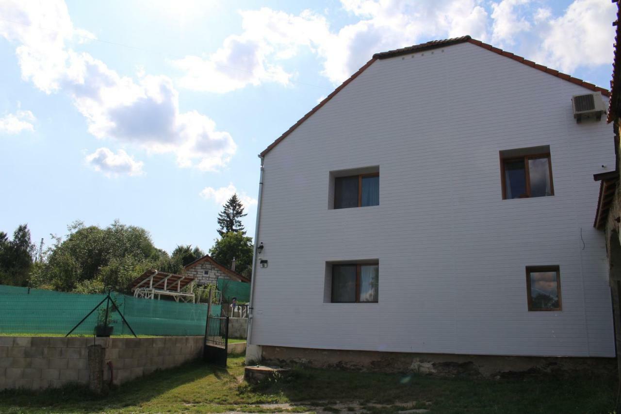 Apartman Suchdol Appartamento Bujanov Esterno foto